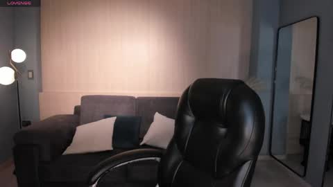 Snapshot of madisonkane chatting on April 2026 11:13:02 AM Madison Kane online show from April 2026 11:13:02 AM