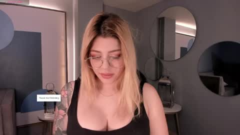 Snapshot of madisonkane chatting on April 2026 11:26:02 AM Madison Kane online show from April 2026 11:26:02 AM