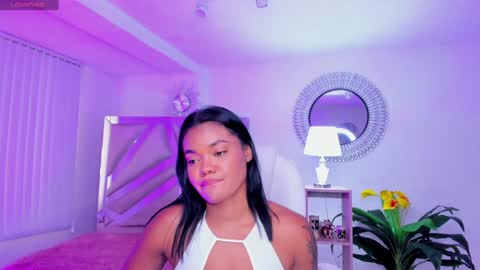 Snapshot of madisson_davon chatting on December 2024 05:40:02 PM Madisson Davon online show from December 2024 05:40:02 PM