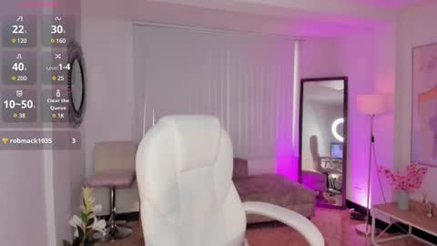 Snapshot of madisson_davon chatting on March 2025 03:48:01 PM Madisson Davon online show from March 2025 03:48:01 PM