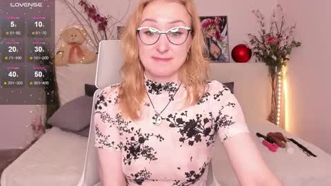 Madisson online show from November 2025 02:33:01 AM