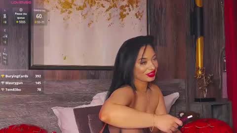 Snapshot of madyluxx chatting on February 2025 01:35:02 AM MadyLuxx online show from February 2025 01:35:02 AM