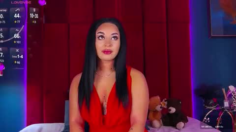 Snapshot of madyluxx chatting on September 2025 06:55:01 PM MadyLuxx online show from September 2025 06:55:01 PM