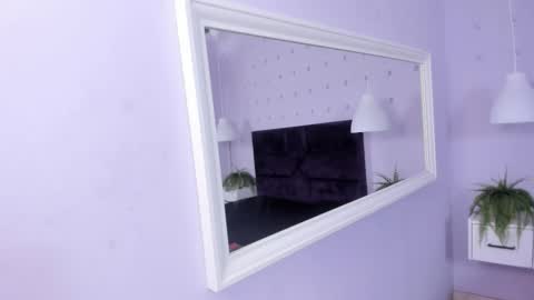 madyscarlett online show from November 2025 01:55:02 PM