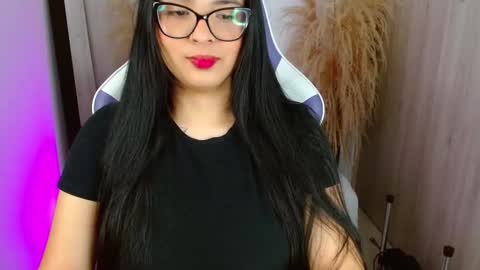 Madyson hot online show from November 2025 12:44:02 PM