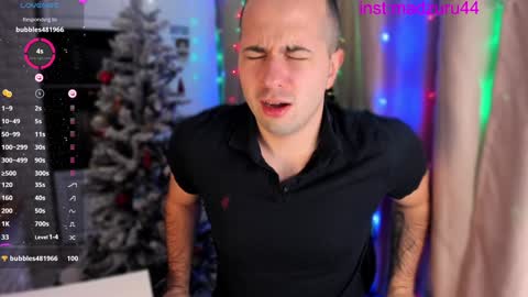 Snapshot of madzuru chatting on December 2024 04:19:01 AM Gregory online show from December 2024 04:19:01 AM