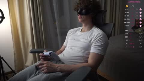 Mike XMaestro 3369 online show from November 2025 09:36:02 PM