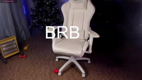 Maevee online show from January 2025 09:15:01 AM