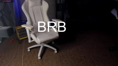 Maevee online show from February 2025 10:16:02 AM