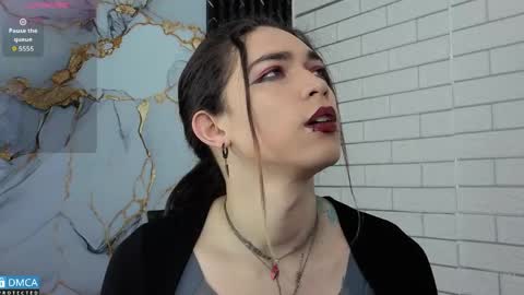 maevekuro online show from April 2026 03:01:02 AM