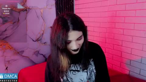 Snapshot of maevekuro chatting on June 2026 03:07:01 AM maevekuro online show from June 2026 03:07:01 AM