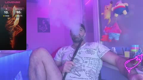 Snapshot of magabear chatting on January 2025 08:35:01 PM Magabear online show from January 2025 08:35:01 PM
