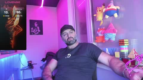 Snapshot of magabear chatting on January 2025 04:10:02 AM Magabear online show from January 2025 04:10:02 AM