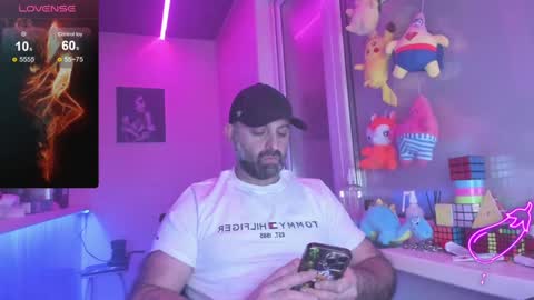 Snapshot of magabear chatting on February 2025 04:35:01 PM Magabear online show from February 2025 04:35:01 PM