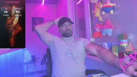 Snapshot of magabear chatting on February 2025 09:17:01 PM Magabear online show from February 2025 09:17:01 PM