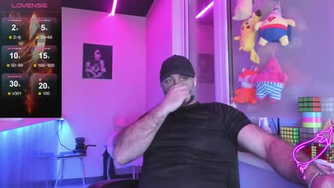 Snapshot of magabear chatting on February 2025 08:33:02 AM Magabear online show from February 2025 08:33:02 AM