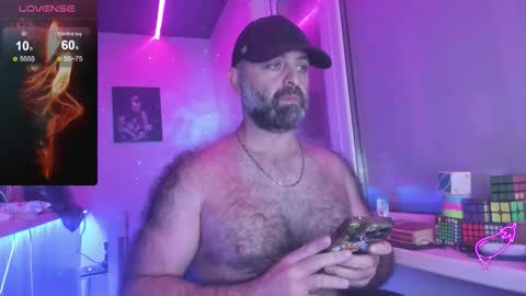 Magabear online show from November 2025 03:44:02 PM