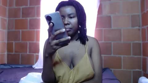 magaharper1 online show from October 2025 06:38:02 PM