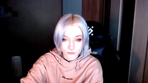 Sophia online show from November 2025 03:23:02 PM