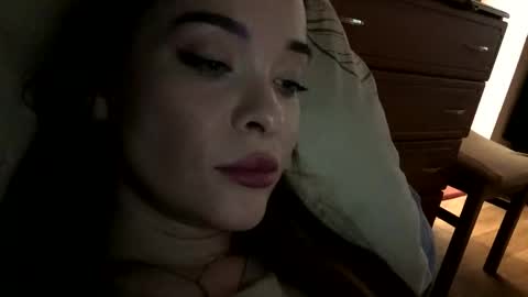 magggg658318 online show from September 2025 02:40:01 PM