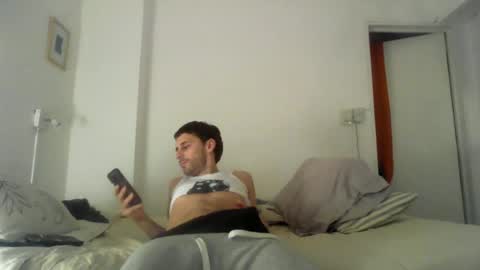 Snapshot of maggicboy29 chatting on June 2026 05:12:02 AM maggicboy29 online show from June 2026 05:12:02 AM