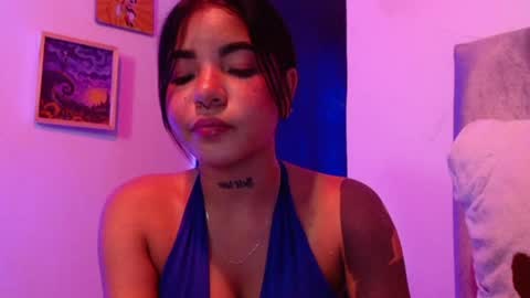Snapshot of maggie_love77 chatting on May 2026 12:29:02 AM maggie online show from May 2026 12:29:02 AM