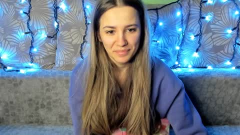 Snapshot of maggiecake chatting on December 2024 03:26:02 AM Maggie online show from December 2024 03:26:02 AM