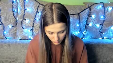 Snapshot of maggiecake chatting on January 2025 05:54:01 AM Maggie online show from January 2025 05:54:01 AM
