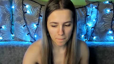 Snapshot of maggiecake chatting on February 2025 01:20:02 AM Maggie online show from February 2025 01:20:02 AM