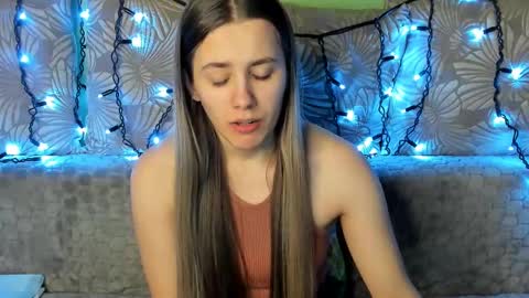 Snapshot of maggiecake chatting on February 2025 01:21:01 AM Maggie online show from February 2025 01:21:01 AM