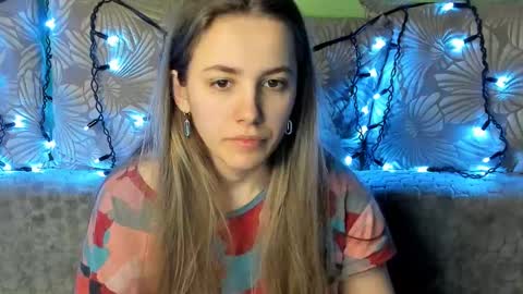 Snapshot of maggiecake chatting on February 2025 04:40:01 AM Maggie online show from February 2025 04:40:01 AM