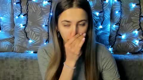 Snapshot of maggiecake chatting on March 2025 05:52:02 AM Maggie online show from March 2025 05:52:02 AM