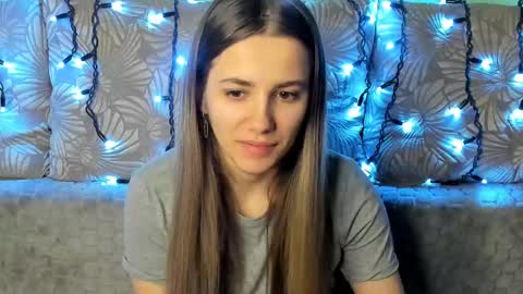 Snapshot of maggiecake chatting on March 2025 05:33:02 AM Maggie online show from March 2025 05:33:02 AM