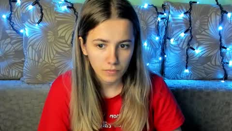 Maggie online show from October 2025 01:30:01 AM