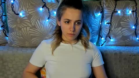 Maggie online show from March 2026 01:25:01 AM