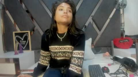 Snapshot of maggyx_69 chatting on June 2026 01:34:02 PM Kimy online show from June 2026 01:34:02 PM