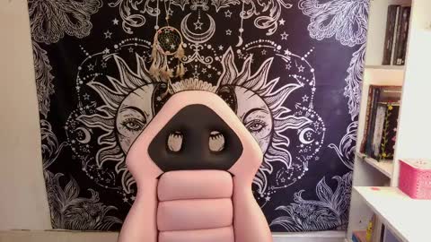 Claire online show from April 2026 02:54:01 PM