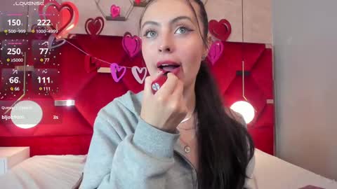 Fer online show from February 2025 12:02:01 AM