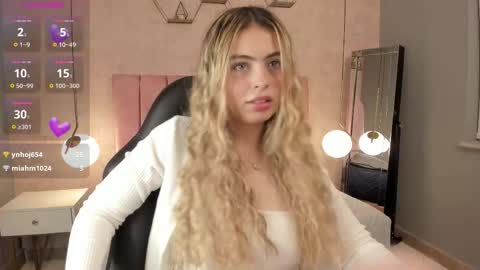 Fer online show from September 2025 10:32:02 PM