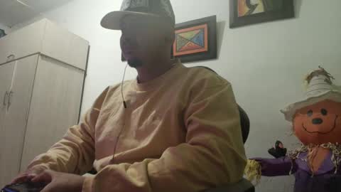 magic_milk23 online show from October 2025 05:28:02 AM