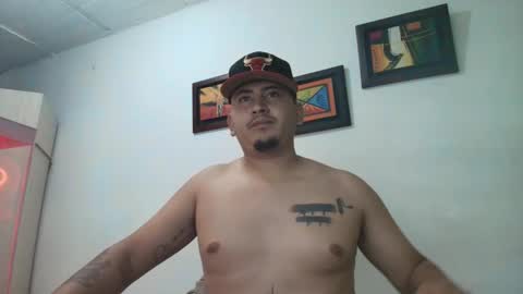 magic_milk23 online show from November 2025 03:27:01 AM