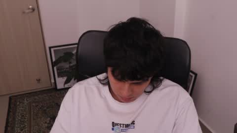 Tony Hoffa online show from April 2026 07:49:01 PM