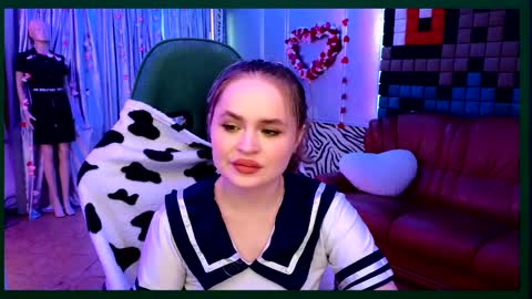 Snapshot of magical_leila chatting on February 2025 11:25:01 AM Jessica Leila online show from February 2025 11:25:01 AM