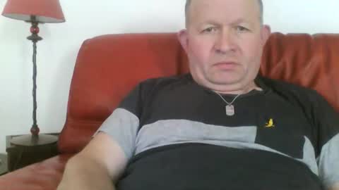Snapshot of magicman250 chatting on June 2026 07:42:02 AM magicman250 online show from June 2026 07:42:02 AM