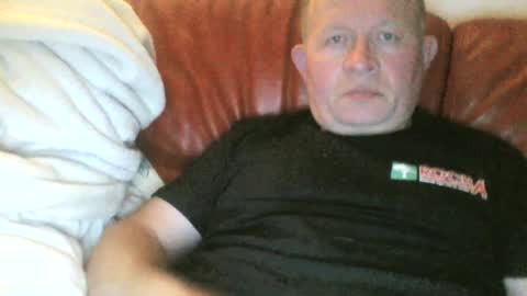 Snapshot of magicman250 chatting on June 2026 10:52:01 PM magicman250 online show from June 2026 10:52:01 PM