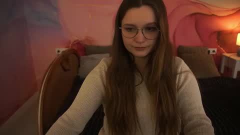 Emily online show from November 2025 01:53:02 PM