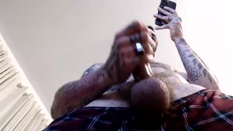 Snapshot of magnusohm chatting on October 2025 02:01:02 AM magnusohm online show from October 2025 02:01:02 AM