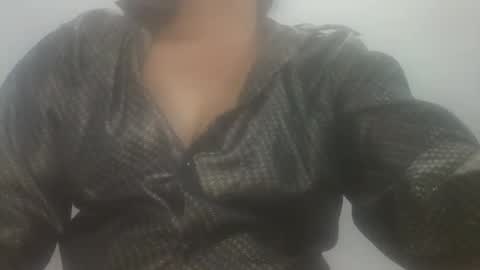 Snapshot of mahi_arora55 chatting on May 2026 04:24:02 PM Mahi online show from May 2026 04:24:02 PM