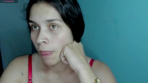 Mahiia online show from April 2026 03:12:02 AM