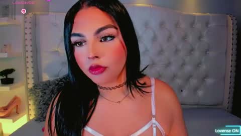 Snapshot of maia_hotts chatting on June 2026 08:25:02 PM CamiiGarcia online show from June 2026 08:25:02 PM